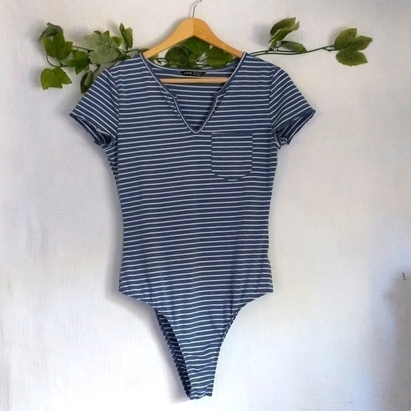 SHEIN Striped Bodysuit 90"s Y2K Size Medium - Picture 3 of 6
